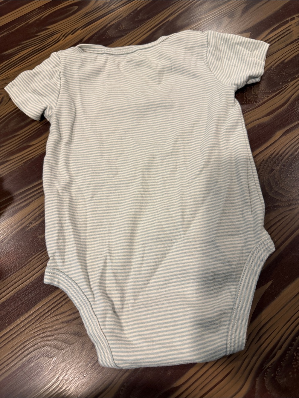 Carter’s bodysuits - Picture 6 of 6